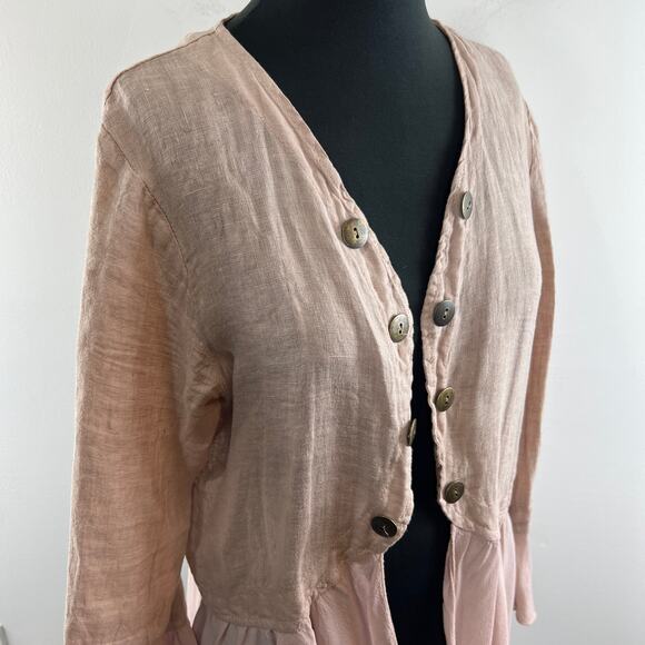 Made In Italy Nude Beige Long Sleeve Button-Down Ruffle Hem Cardigan Sweater M L - Picture 4 of 8